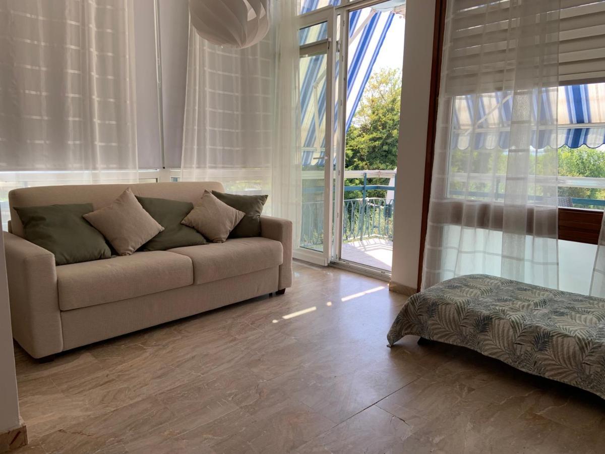 Valeriana Vacanze Pacengo Di Lazise Exterior foto